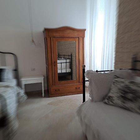 Dimora 52 Apartment Наполи Екстериор снимка