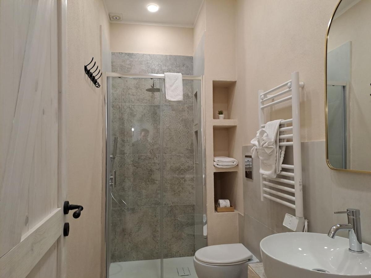 Dimora 52 Apartment Наполи Екстериор снимка